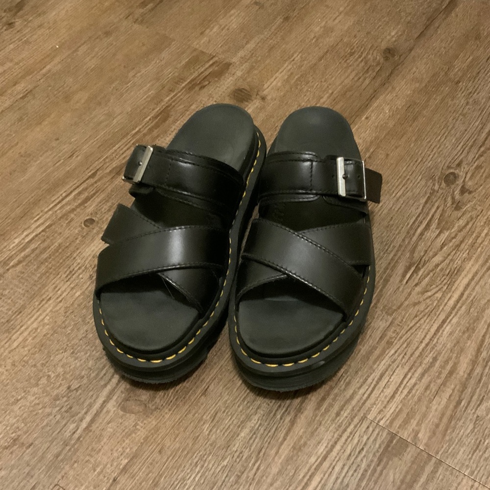 Dr. Martens Ryker Sandals Black W6